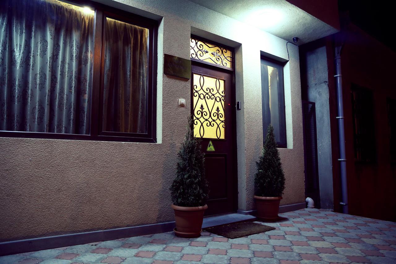 Hotel Tipsy Tiflis Dış mekan fotoğraf